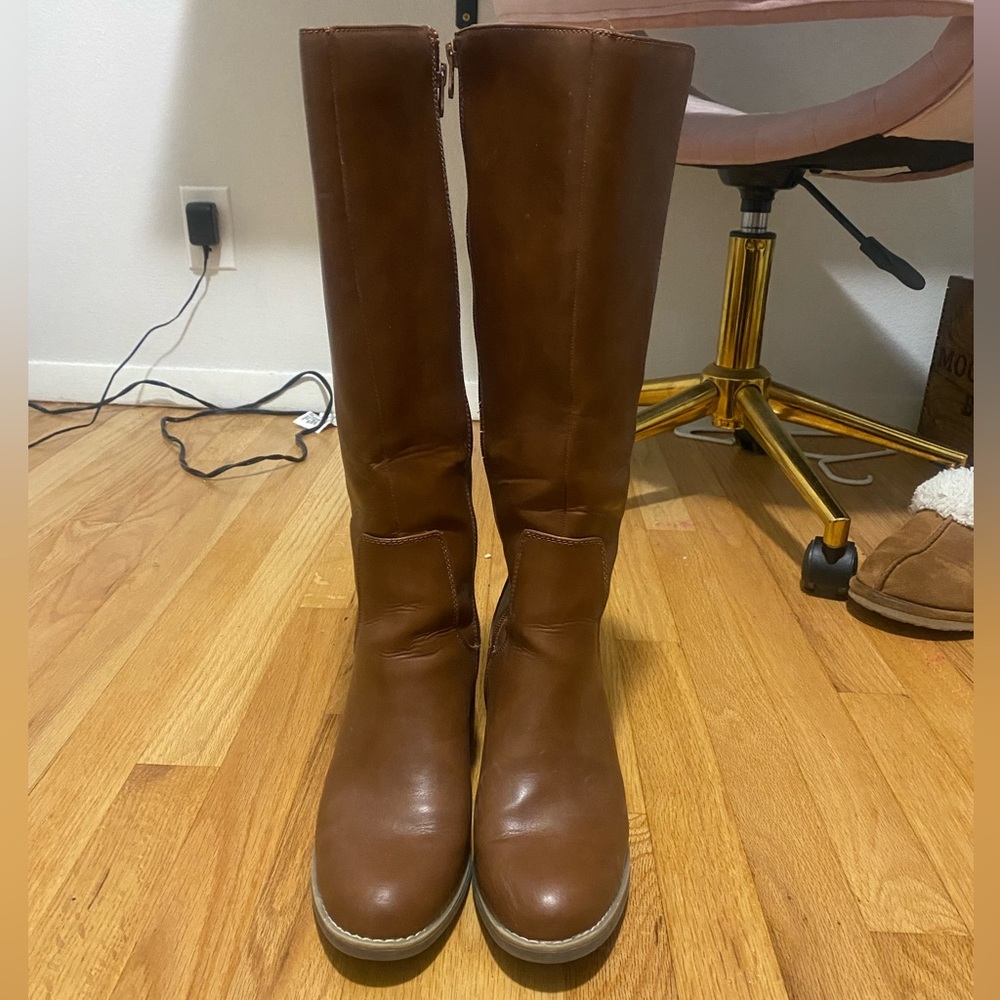 Heeled riding boots size 9 wide calf only worn 2x